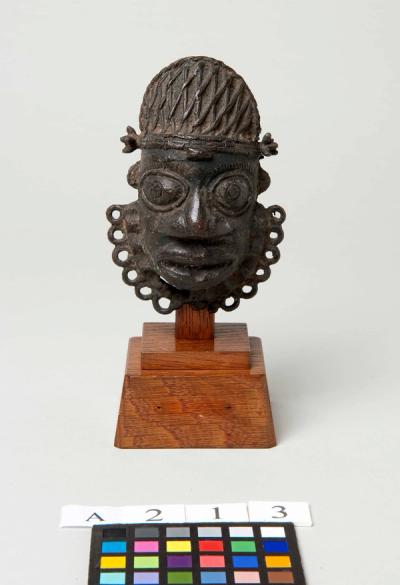 Pendant Mask